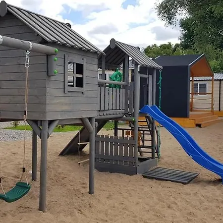 Labedzi Brzeg Jeziorowskie